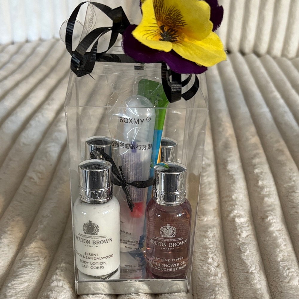 Molton Brown White and Purple Body Wash Set